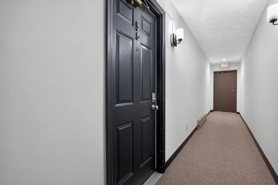 1111 E Jefferson Street #9, Bloomington, IL 61701 - #2