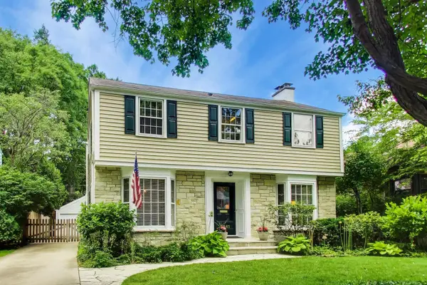 2241 Greenwood Avenue, Wilmette, IL 60091
