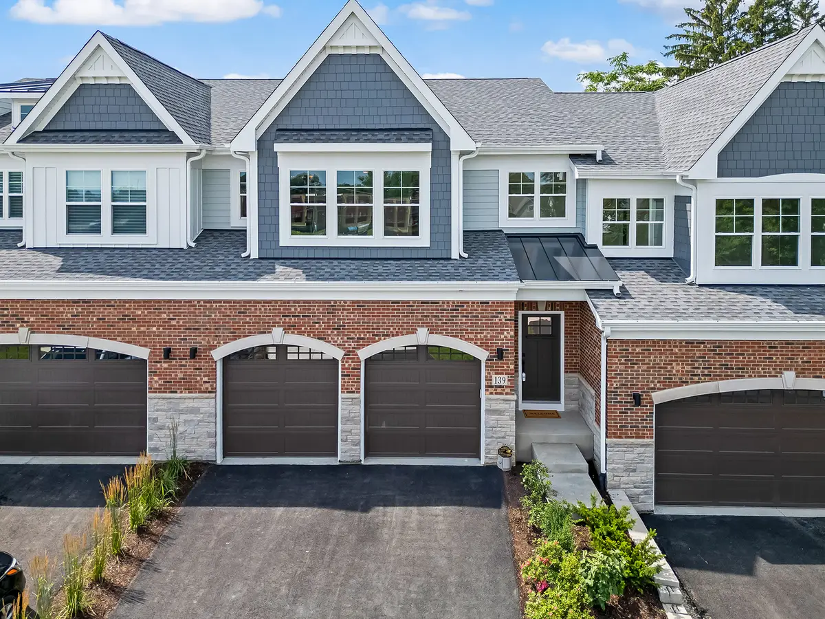 139 Harding Court, Glen Ellyn, IL 60137 - #1