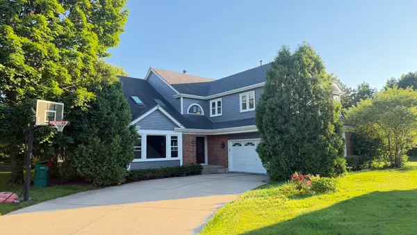 2904 Scottish Pine Court, Buffalo Grove, IL 60089
