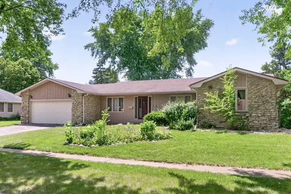 113 Ebbesen Street, DeKalb, IL 60115