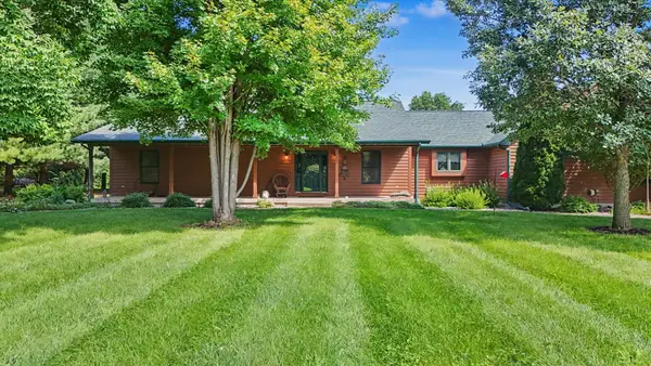 372 County Road 2700 N Road, Mahomet, IL 61853
