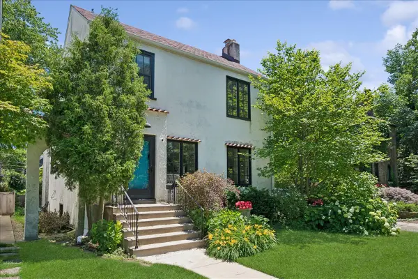 2751 Girard Avenue, Evanston, IL 60201