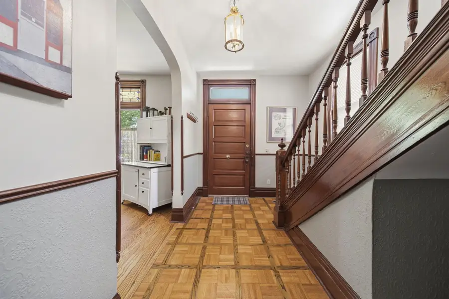 12537 S Maple Avenue, Blue Island, IL 60406 - #2