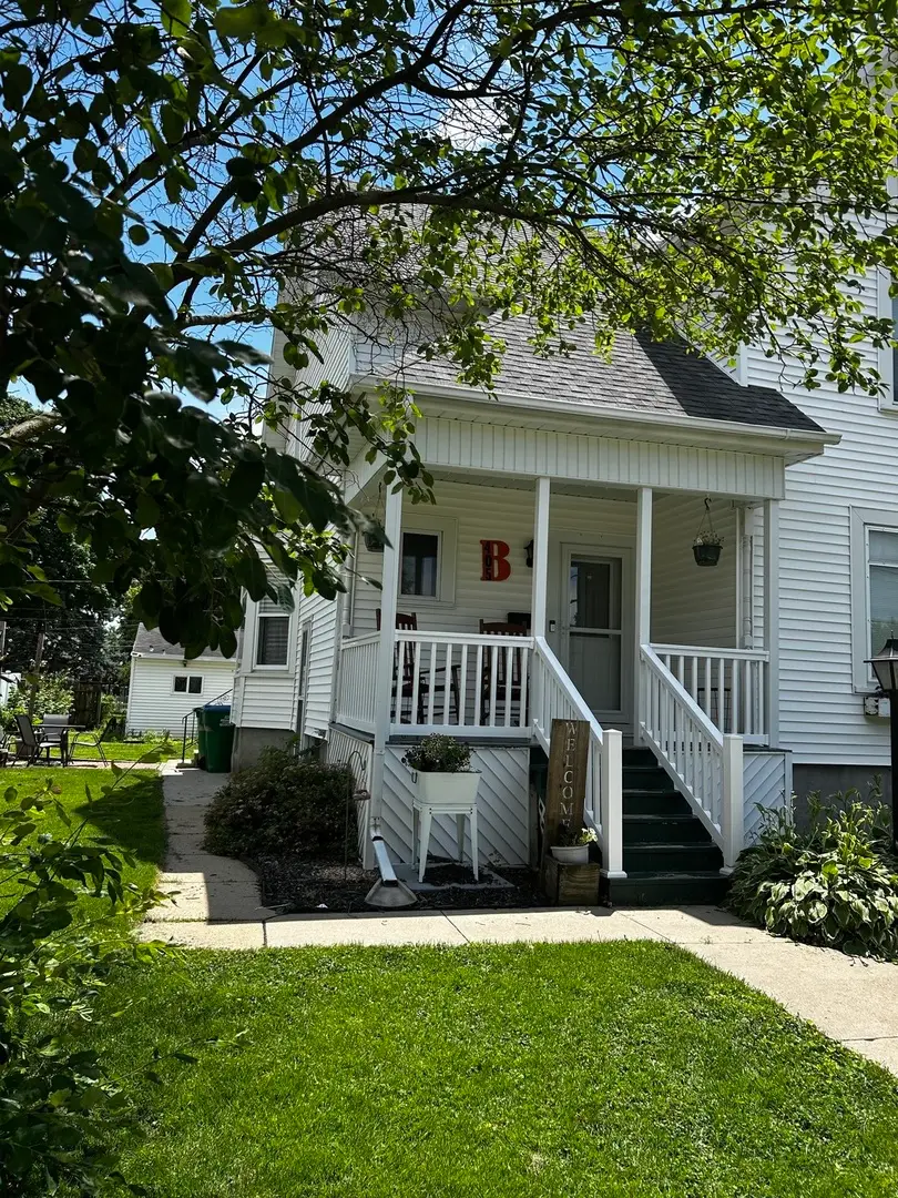 405 8th Street, Mendota, IL 61342 - #2