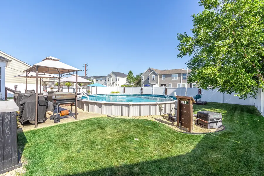 1806 Wintercrest Court, Shorewood, IL 60404 - #3