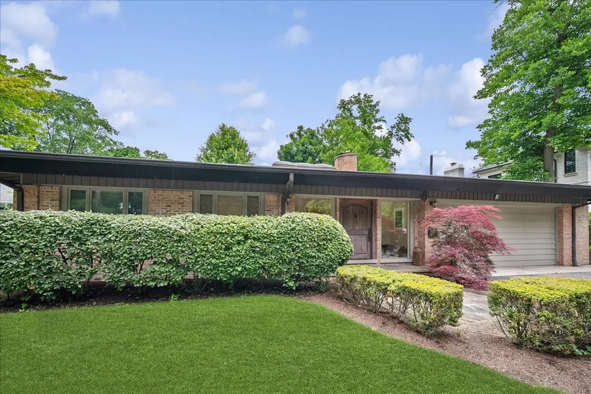 687 Birch Road, Glencoe, IL 60022 - #1