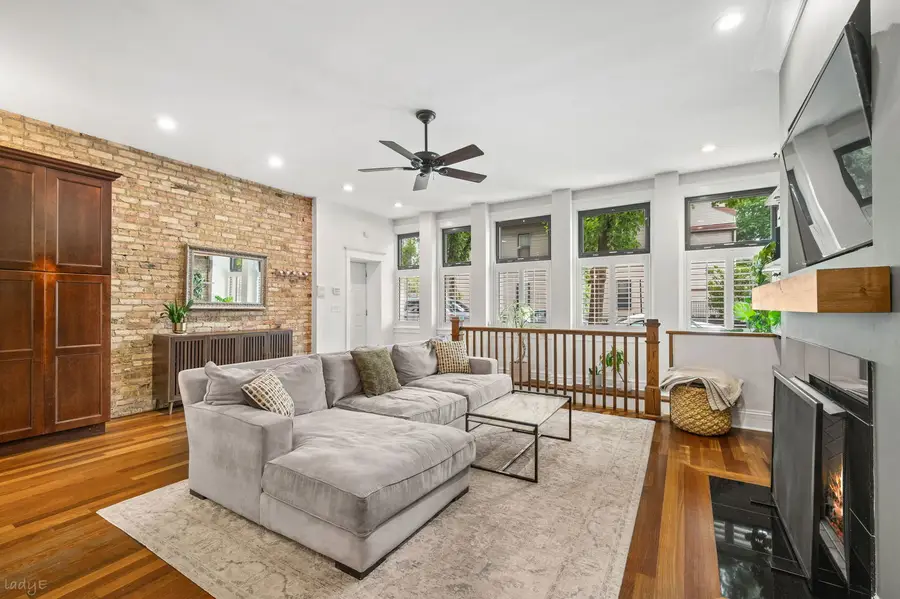 1020 W Roscoe Street #1W, Chicago, IL 60657 - #3