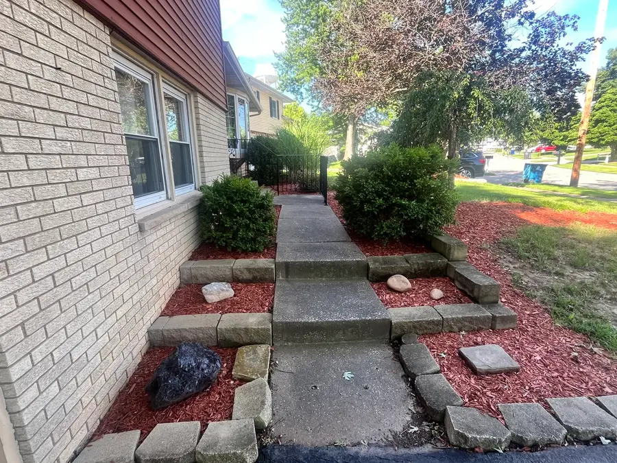 8909 19th Street, Rock Island, IL 61201 - #3