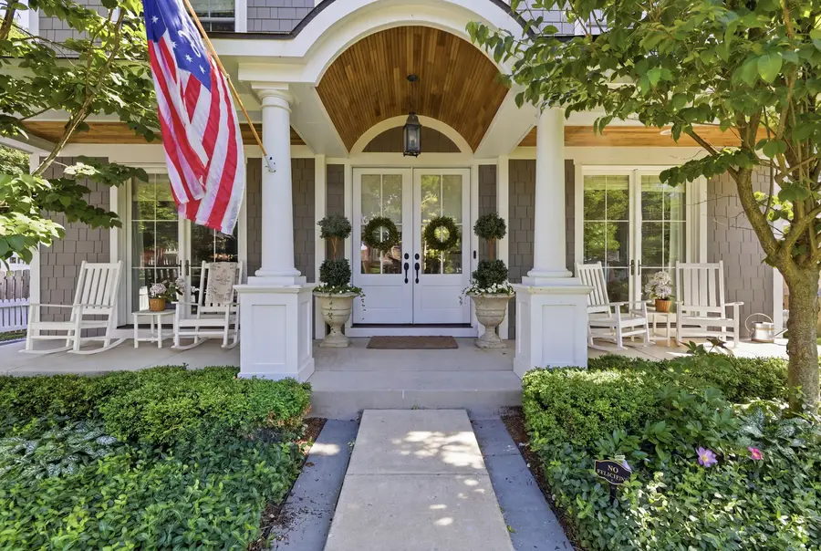307 E Hillside Avenue, Barrington, IL 60010 - #2