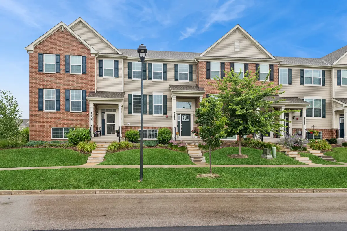1612 Bentz Way, Batavia, IL 60510 - #1