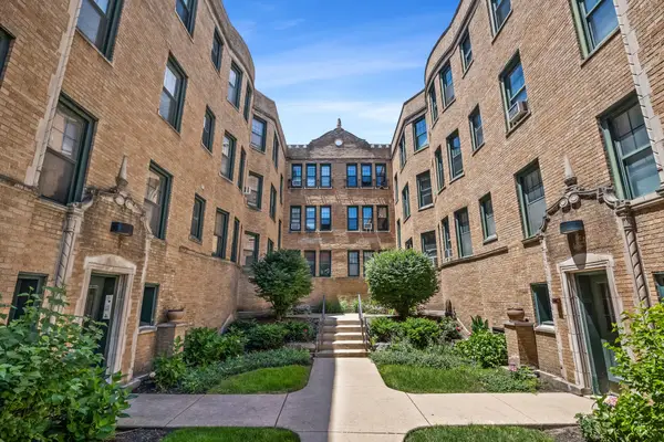 146 Clyde Avenue #2W, Evanston, IL 60202