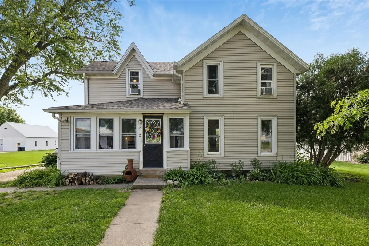 212 Main Street, Delmar, IA 52037 - #1