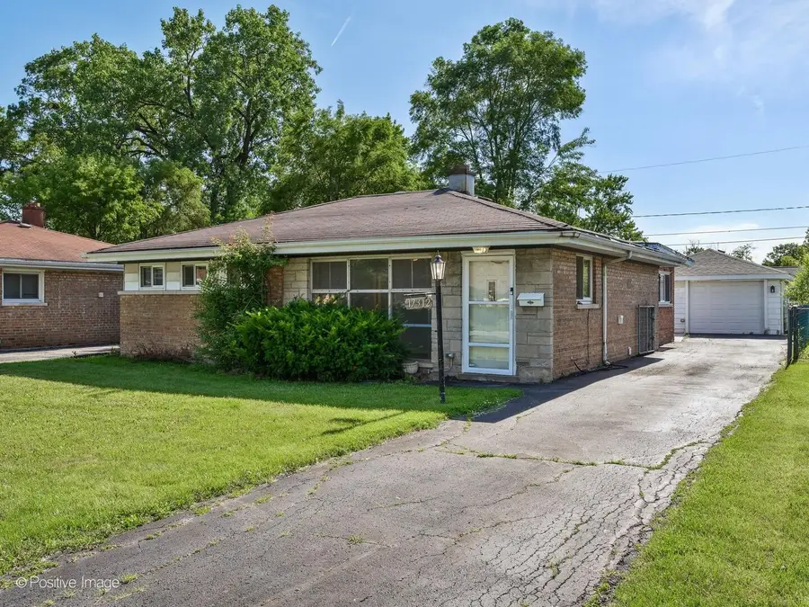 17312 Greenbay Avenue, Lansing, IL 60438 - #2