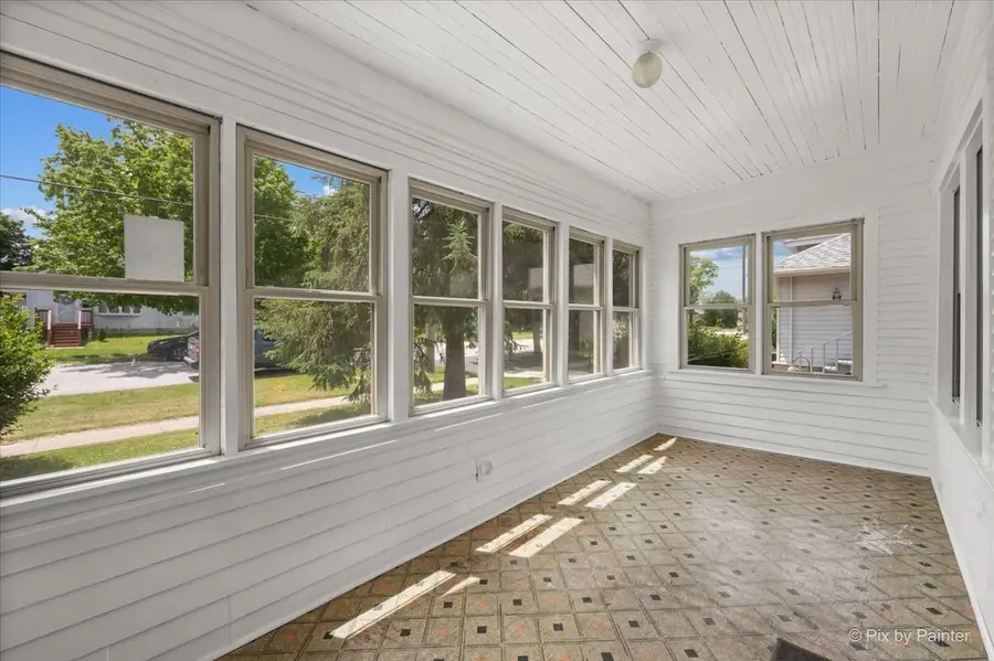 617 2nd Street, Crete, IL 60417 - #2