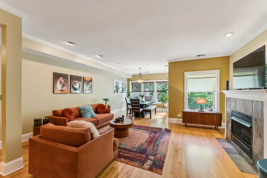 934 W Agatite Avenue #1, Chicago, IL 60640 - #2