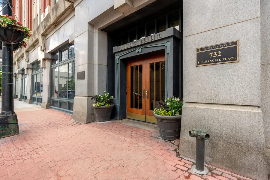 732 S Financial Place #810, Chicago, IL 60605 - #2