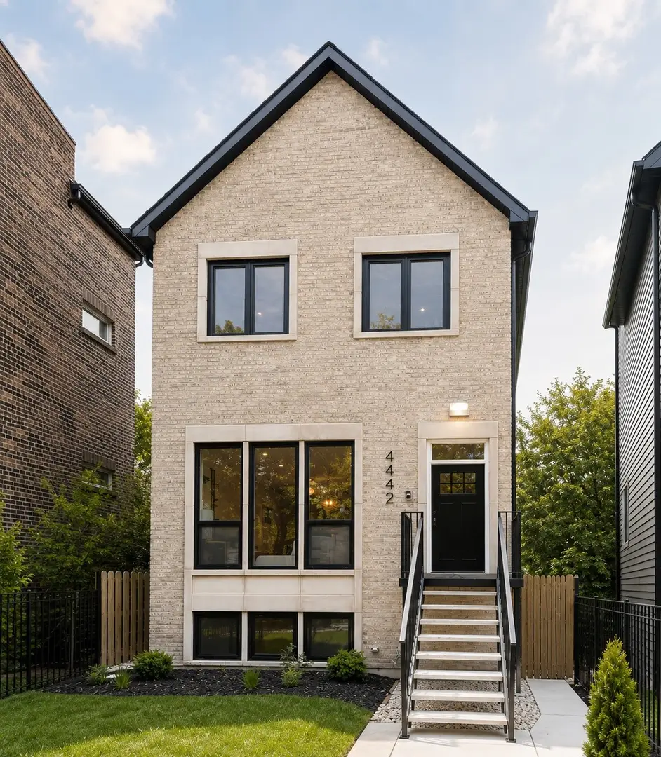4442 N Greenview Avenue, Chicago, IL 60640 - #1