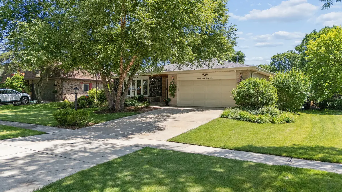 7933 Glen Lane, Darien, IL 60561 - #1