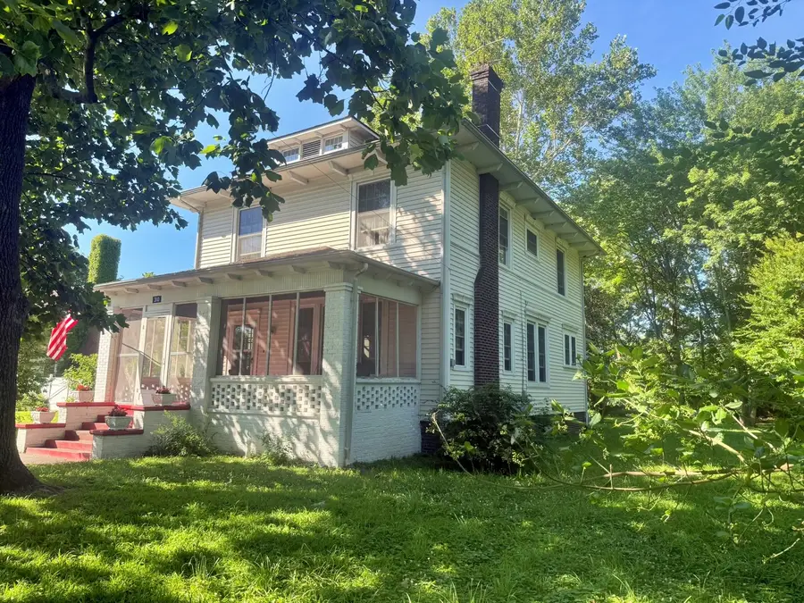 310 E 3rd Street, Metropolis, IL 62960 - #2