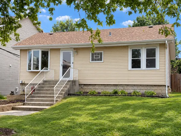 110 E 56th Street, Westmont, IL 60559