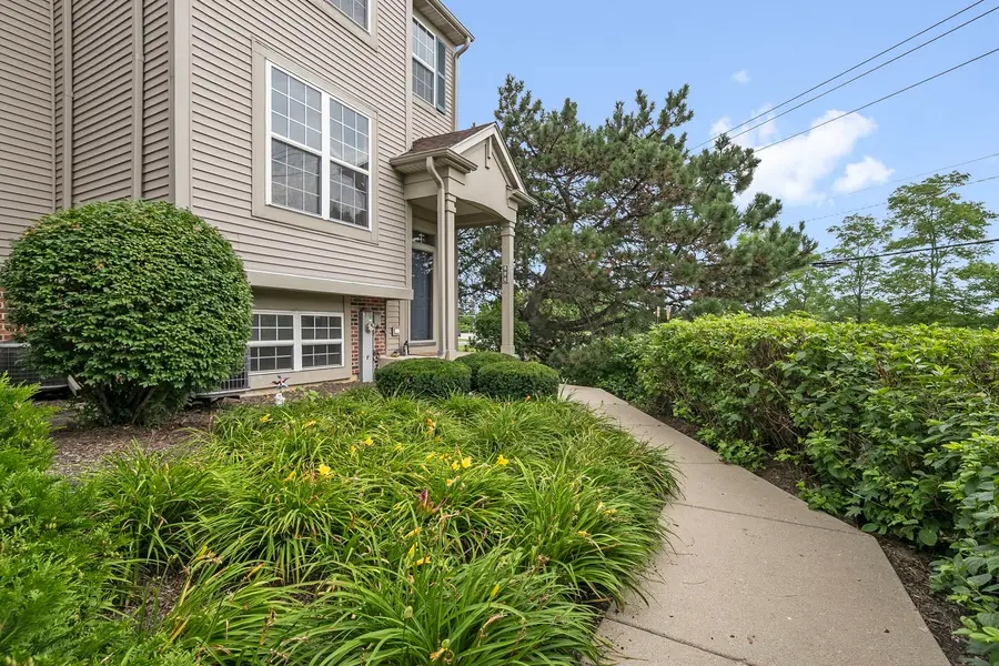 896 Cherry Creek Drive, Grayslake, IL 60030 - #3