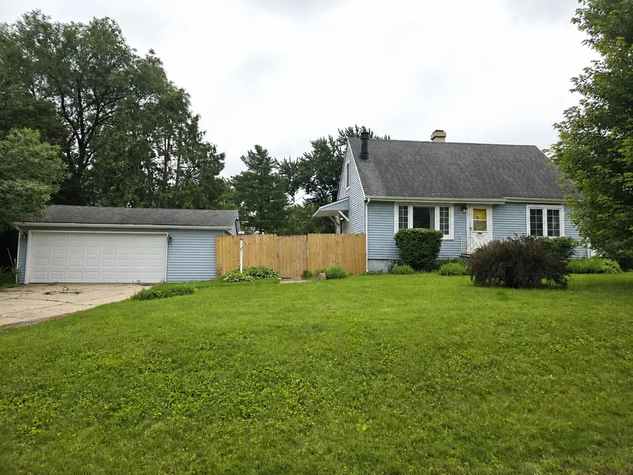 23W563 Woodworth Place, Roselle, IL 60172 - #2