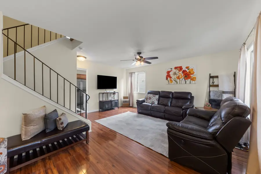 1142 Greensfield Drive, Naperville, IL 60563 - #3
