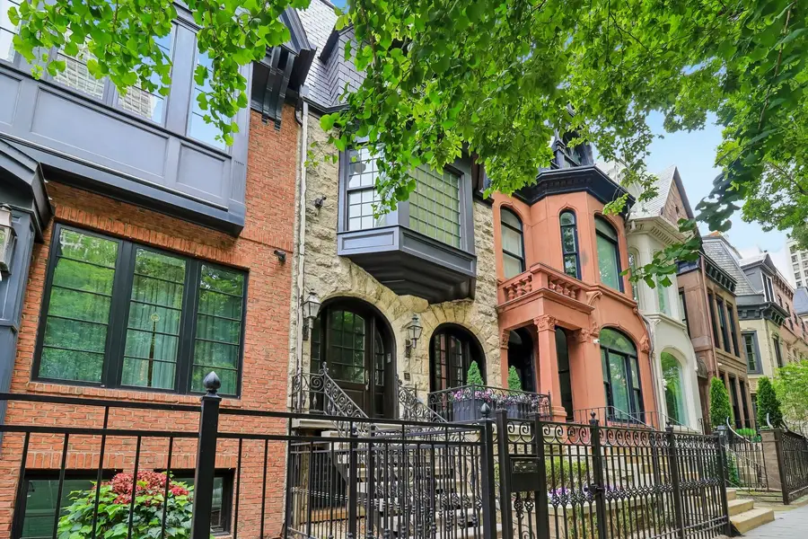 111 E Bellevue Place, Chicago, IL 60611 - #2