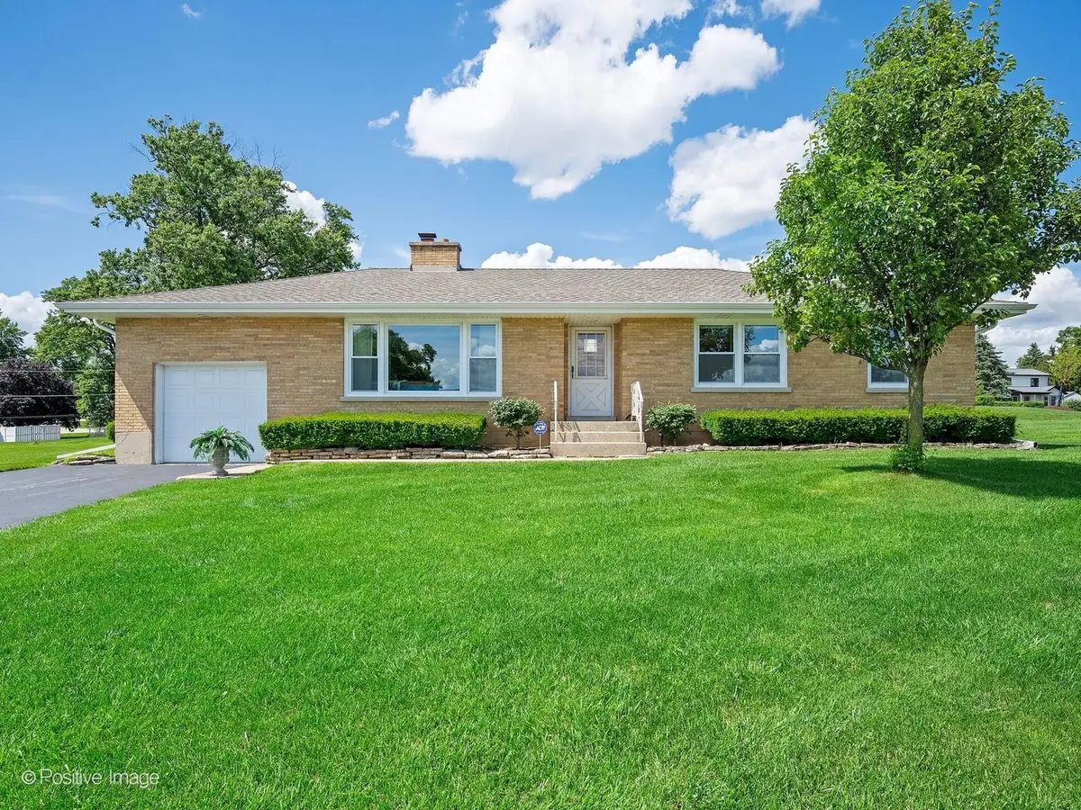 6950 Hillsdale Road, Countryside, IL 60525 - #1