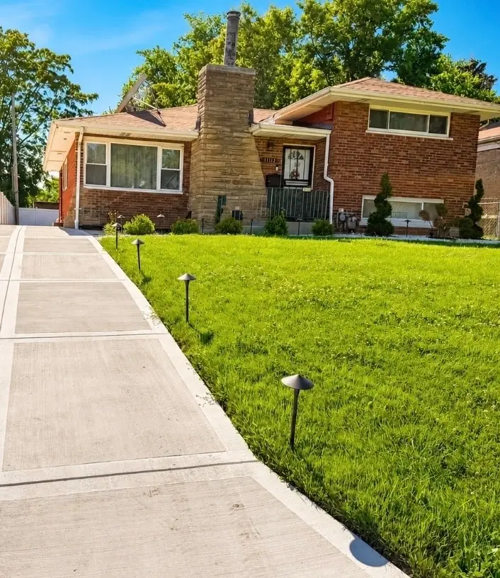 17112 Whittier Avenue, Hazel Crest, IL 60429 - #2
