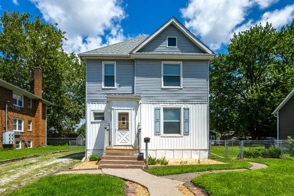 1805 Esplanade Avenue, Davenport, IA 52803