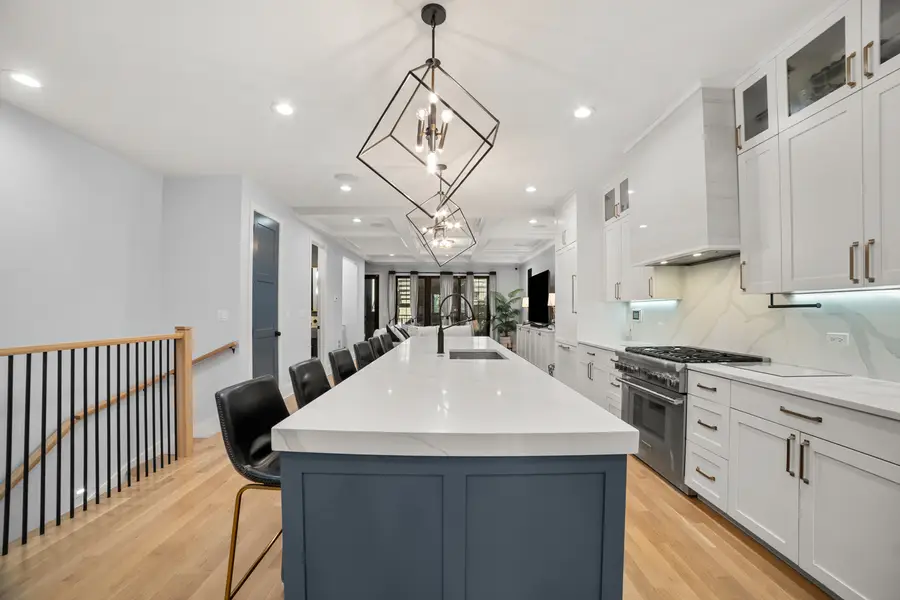 2254 W Roscoe Street #1, Chicago, IL 60618 - #2