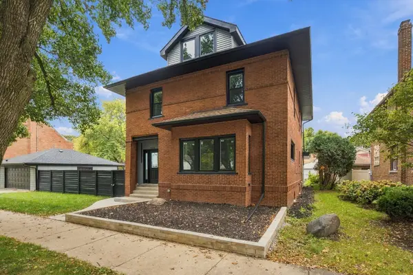 3540 Grand Boulevard, Brookfield, IL 60513