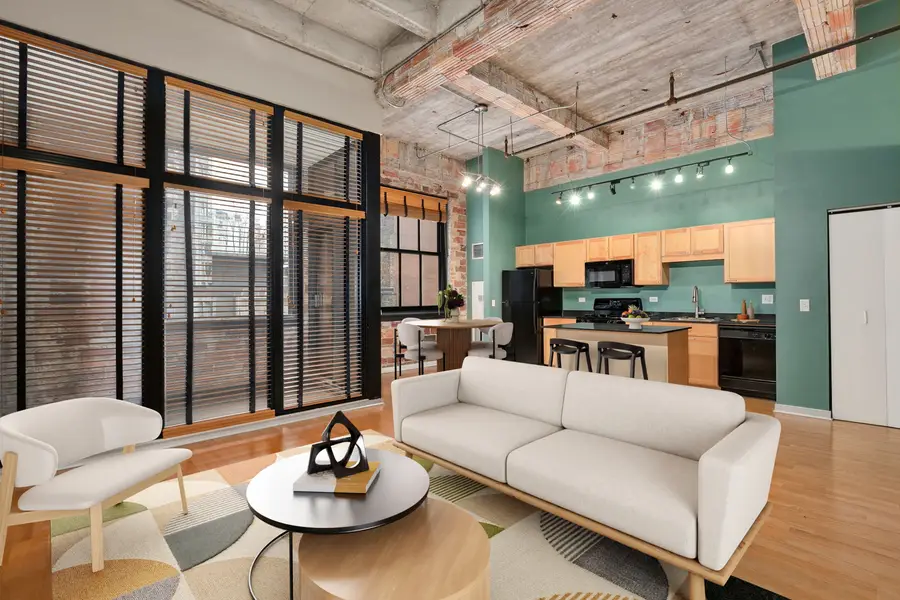 20 N State Street #611, Chicago, IL 60602 - #2