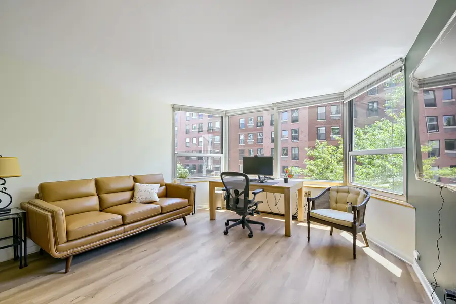 720 W Gordon Terrace #3R, Chicago, IL 60613 - #3