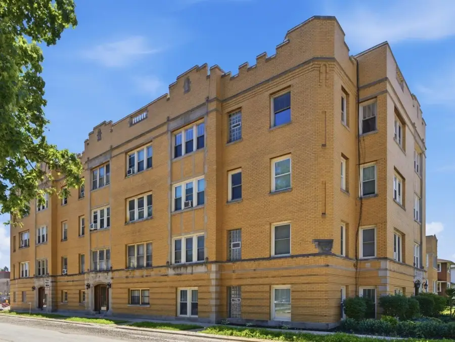 600 Elgin Avenue #3B, Forest Park, IL 60130 - #2