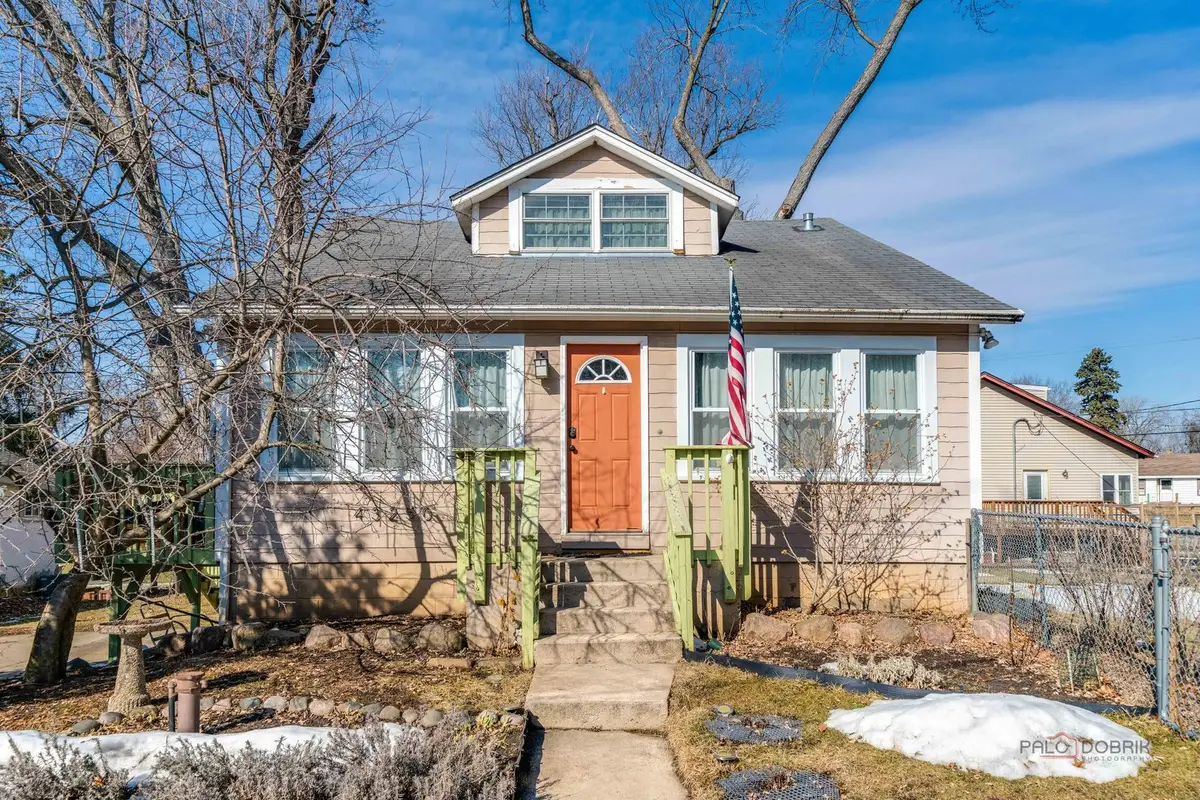 43250 N Lakeside Drive, Antioch, IL 60002 - #1