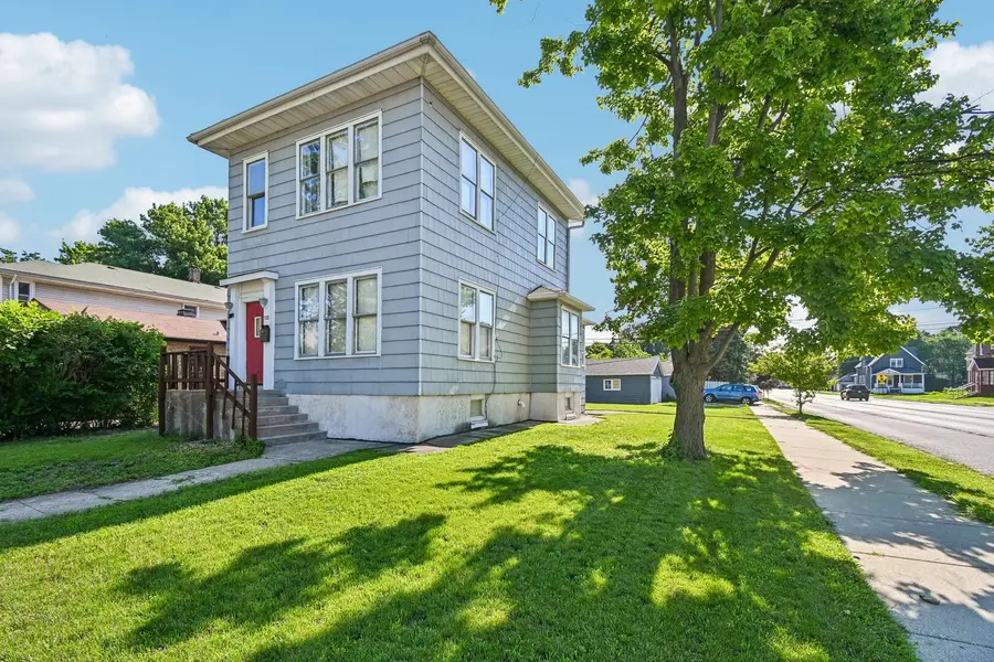703 N 7th Avenue, Maywood, IL 60153 - #2