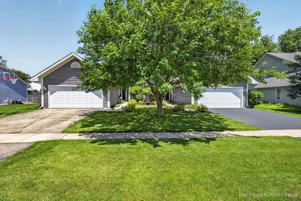 330 W Amie Avenue, Hinckley, IL 60520