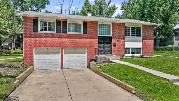2516 Jackson Drive, Woodridge, IL 60517