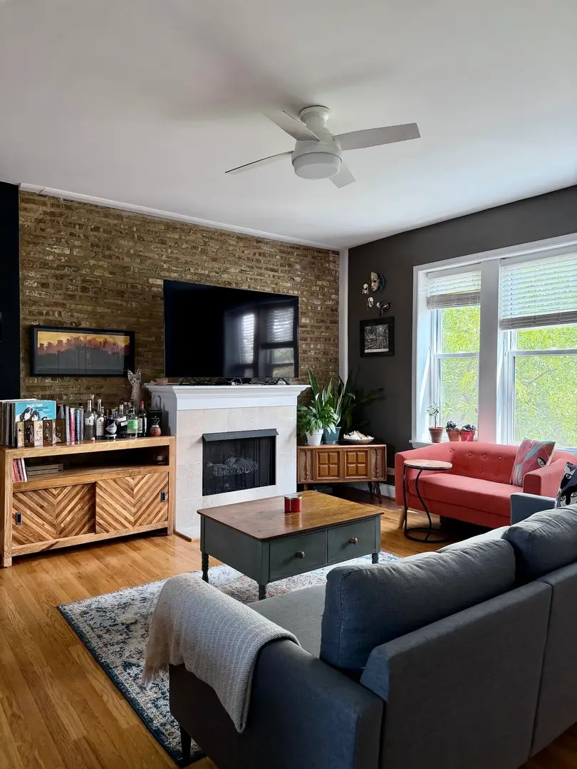 3102 W Cullom Avenue #3W, Chicago, IL 60618 - #3