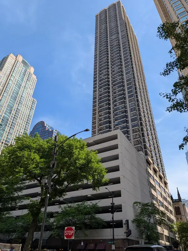 30 E Huron Street #4006, Chicago, IL 60611