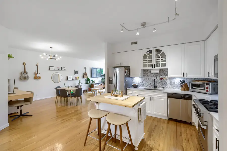 1962 W Lawrence Avenue #204, Chicago, IL 60640 - #2