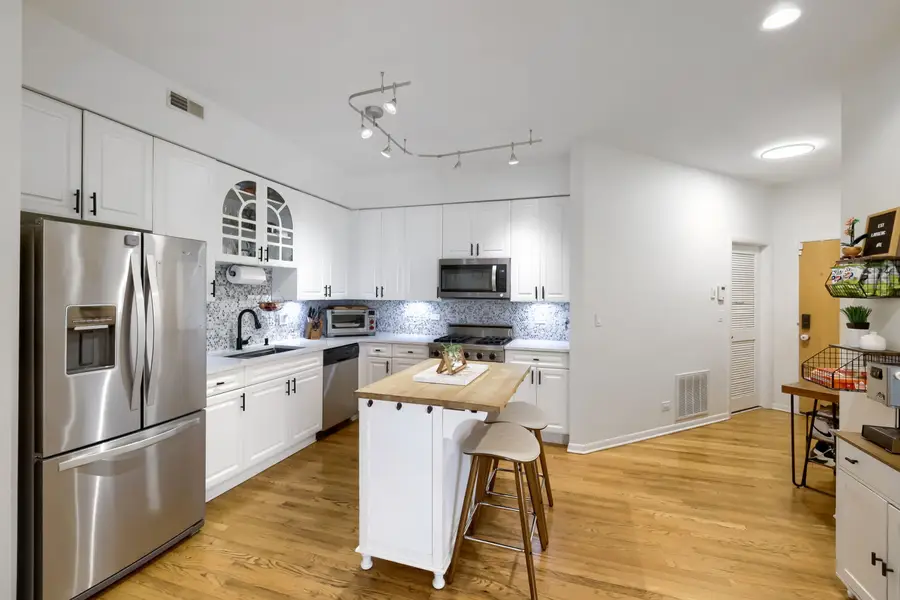 1962 W Lawrence Avenue #204, Chicago, IL 60640 - #3