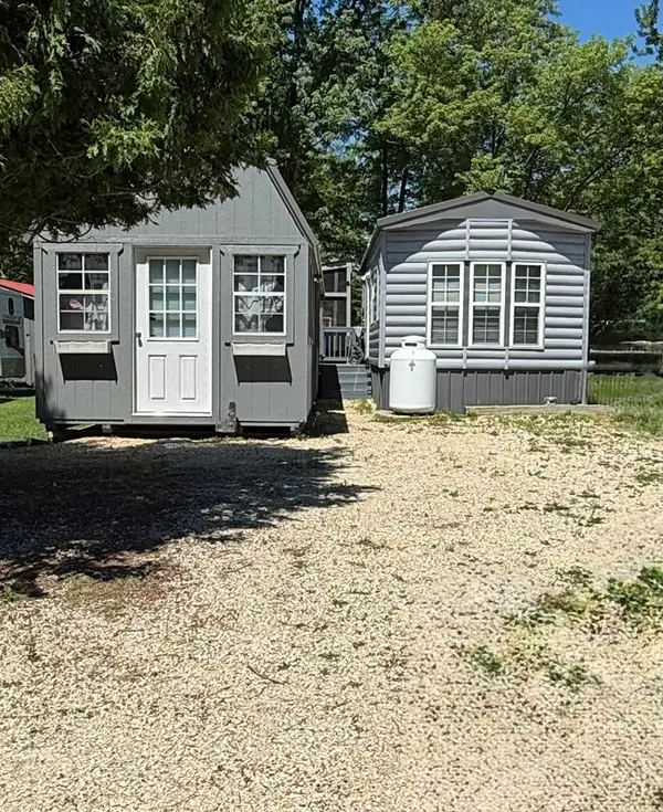 29-103 Woodhaven Lakes, Sublette, IL 61367