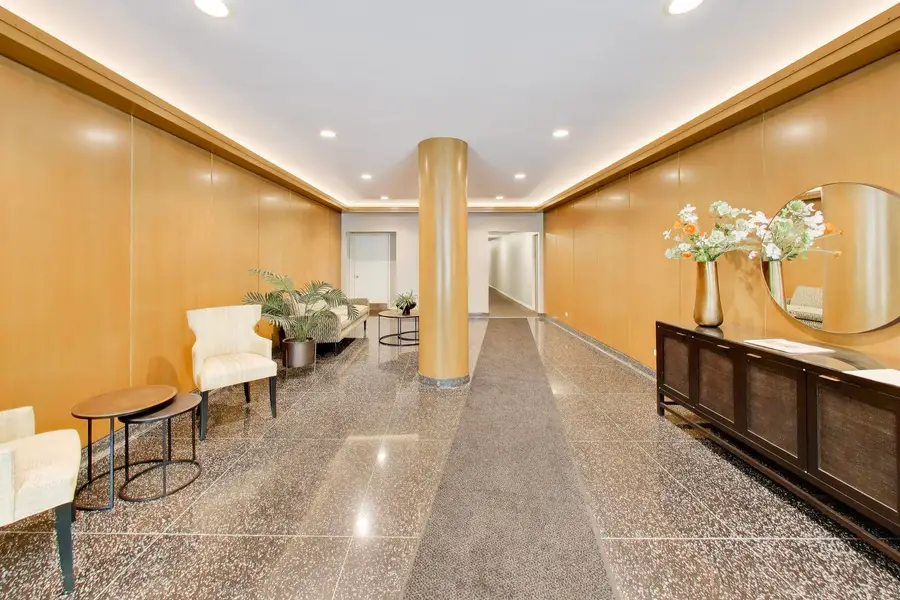 1508 Hinman Avenue #3A, Evanston, IL 60201 - #2
