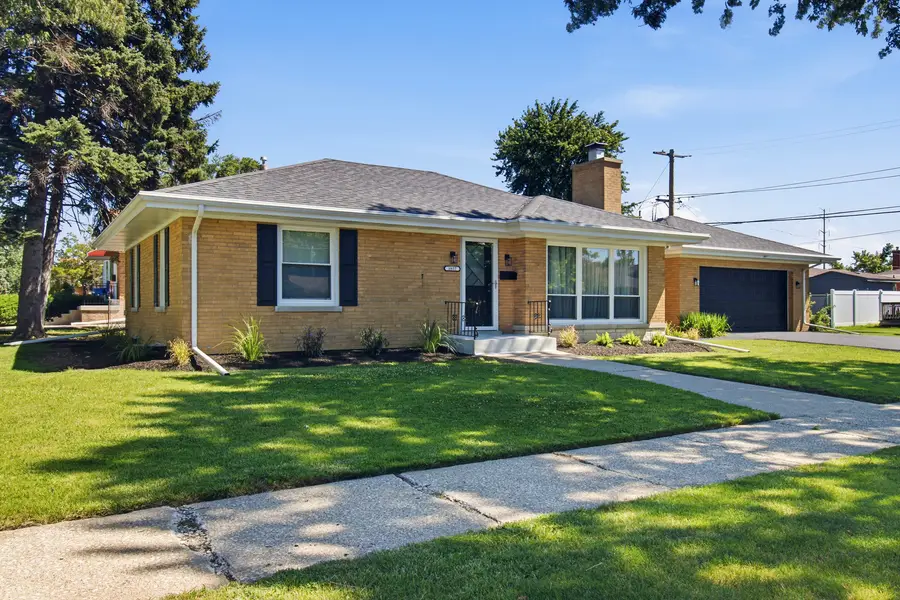 1857 Bristol Avenue, Westchester, IL 60154 - #2