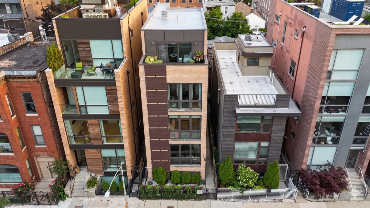 722 N Ada Street #3, Chicago, IL 60642 - #1