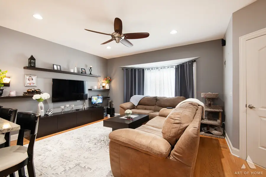 5049 N Neva Avenue, Chicago, IL 60656 - #3